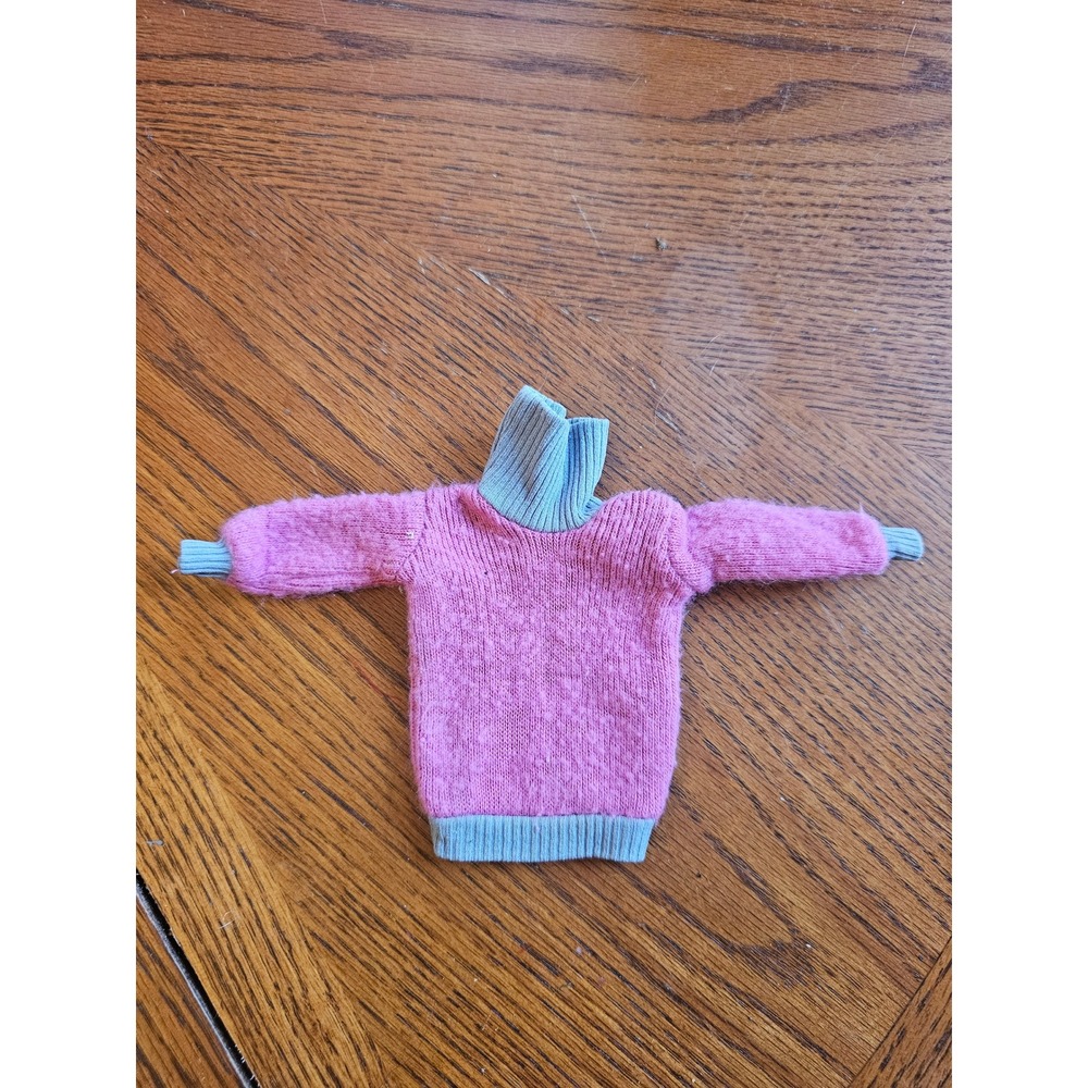 Vintage 1982 BROOKE SHIELDS DOLL MAUVE PINK/Gray TURTLENECK SWEATER Barbie